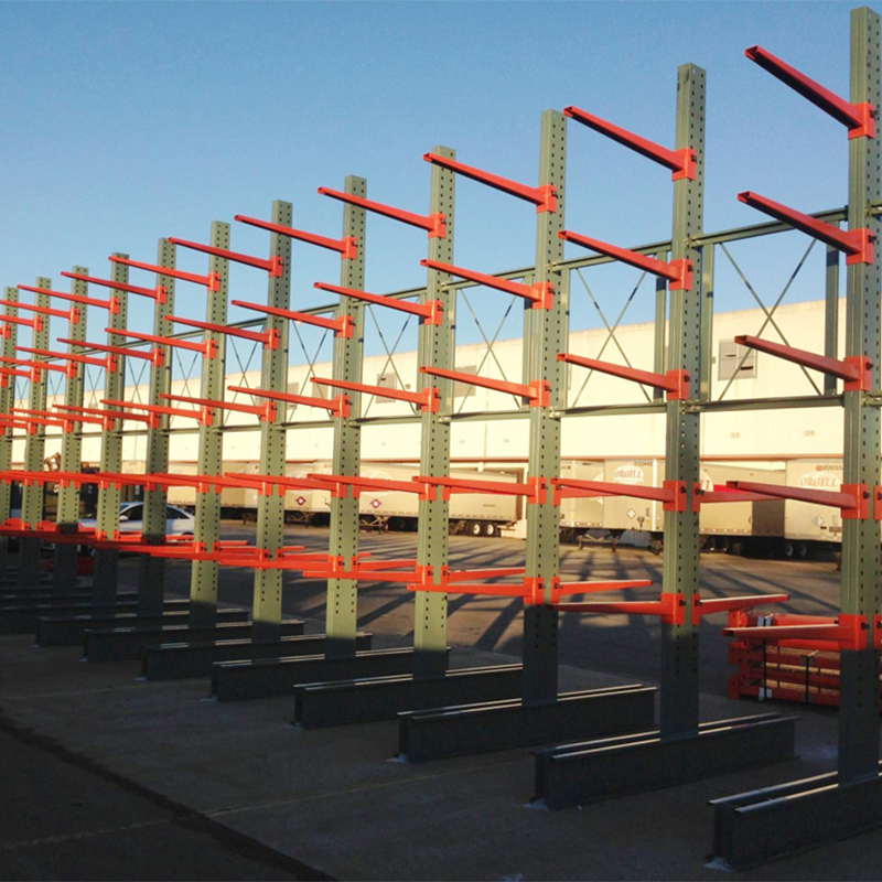 Scaffale a sbalzo